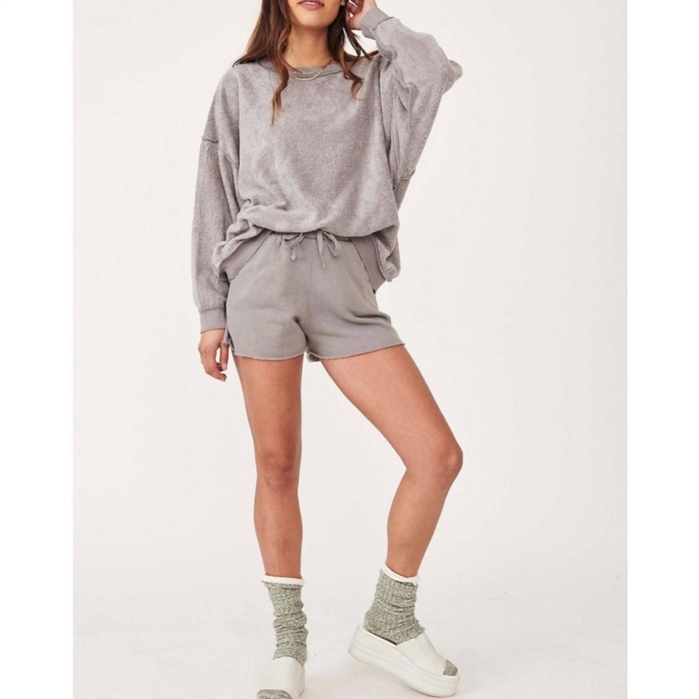 Free people gray sweater top and short sets